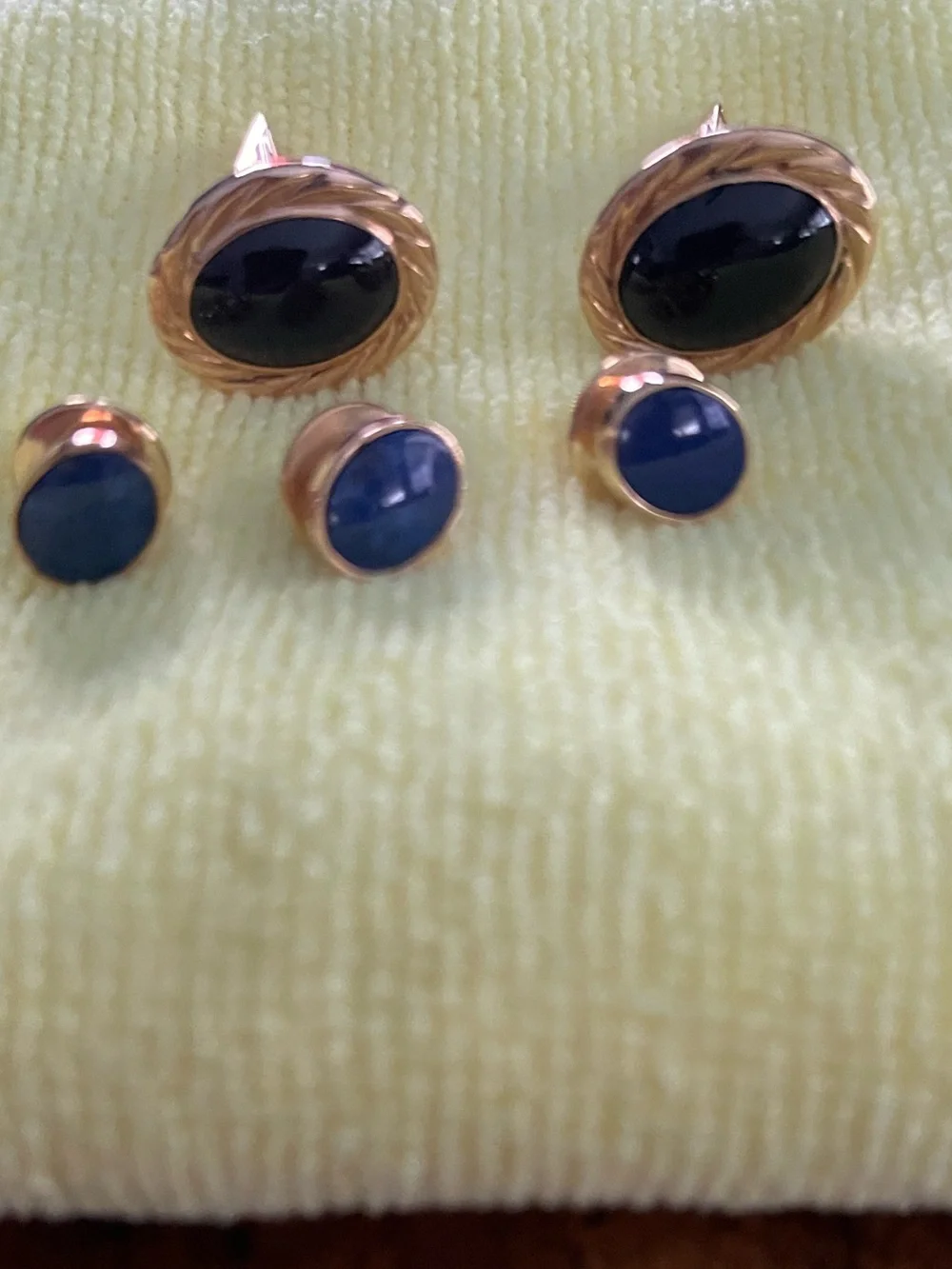 Gold Tone Cufflink and Shirt Stud Set with Dark Blue Inlays ?lapis?